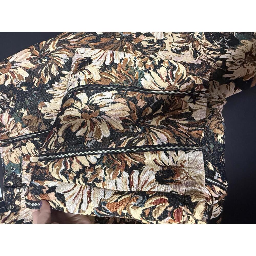 AKIRA - FANTASY CAPTURED BROCADE CARGO PANT - L - Picture 6 of 12